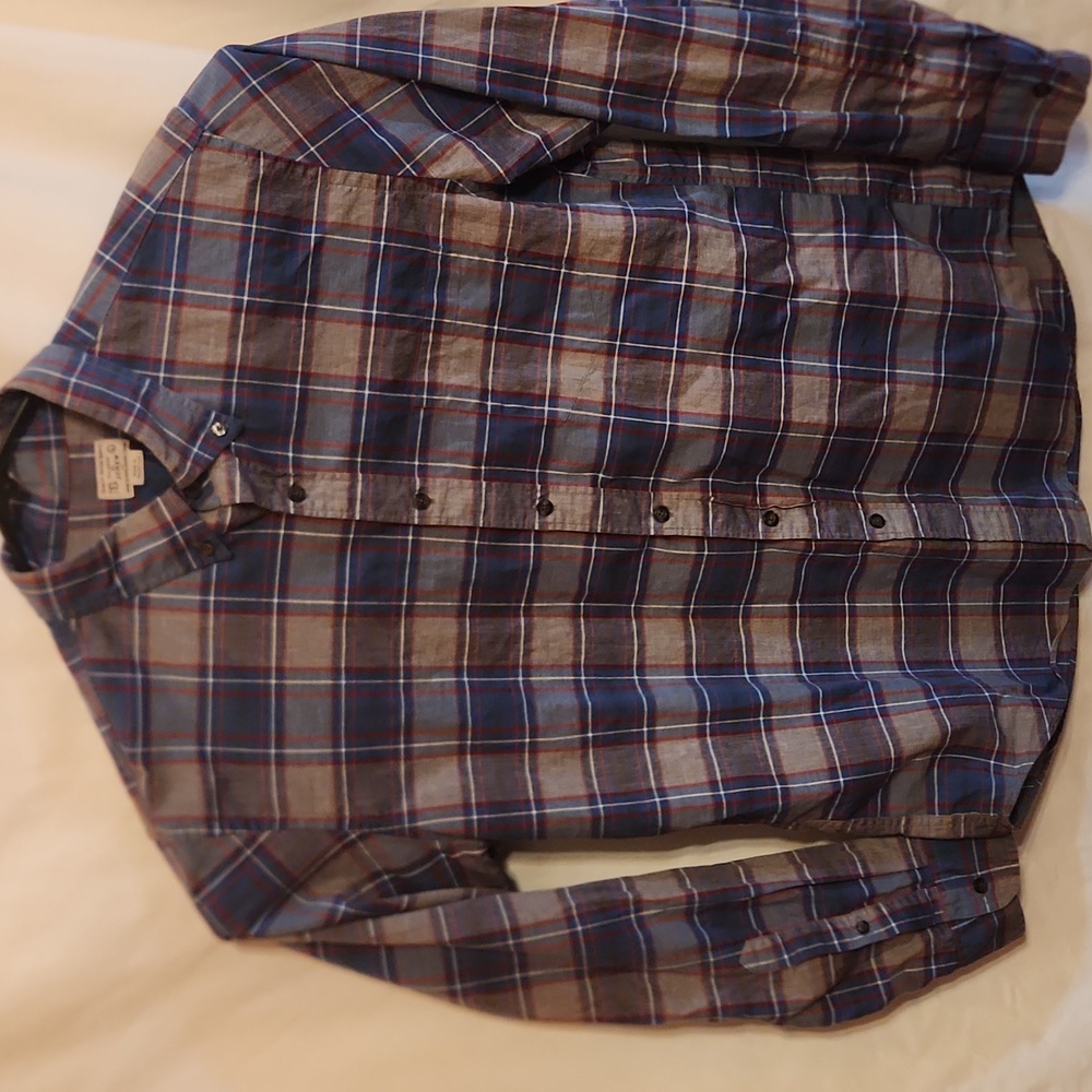 J. Crew Men's Long Sleeve Button Down shirt